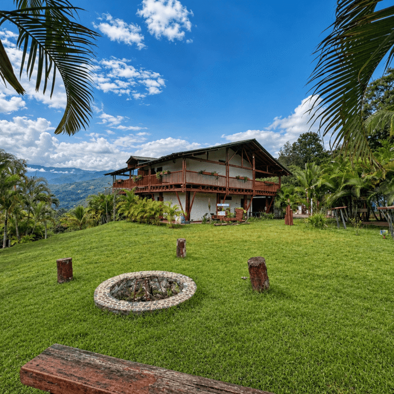Venta de Eco Hotel en Cristo Rey, Cali