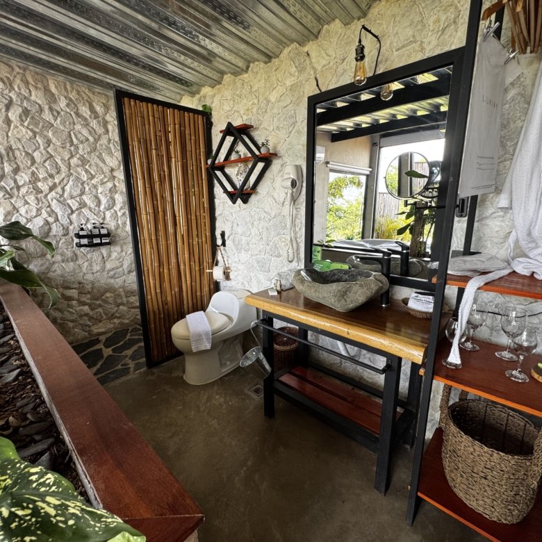 Venta de Eco Hotel en Cristo Rey, Cali