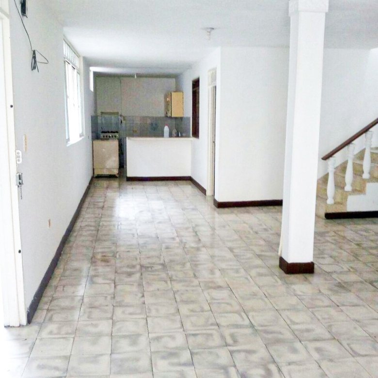 Venta de casa comercial en Buga, Valle del Cauca