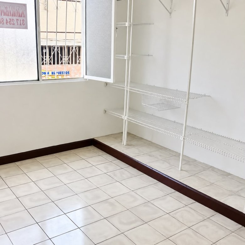 Venta de casa comercial en Buga, Valle del Cauca
