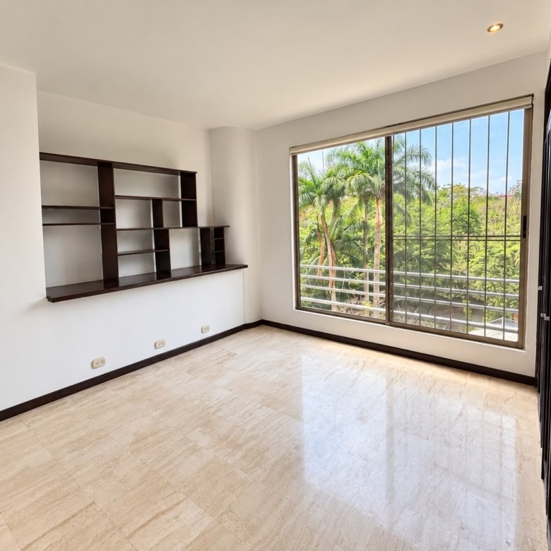 Renta de apartamento en Ciudad Jardín, Cali