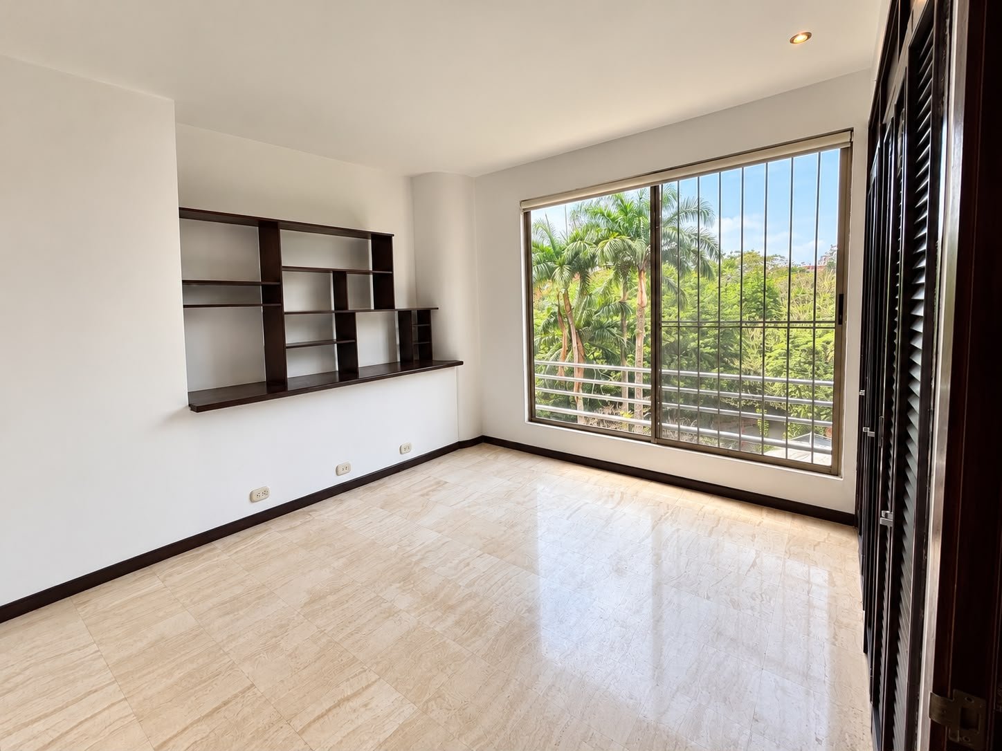Renta de apartamento en Ciudad Jardín, Cali