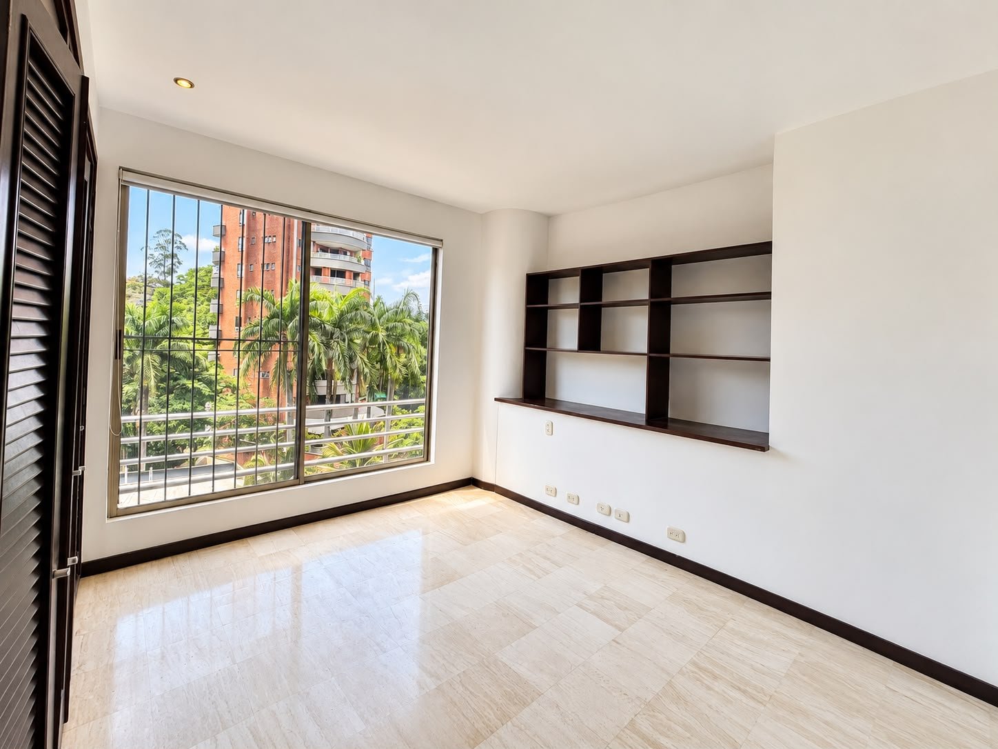 Renta de apartamento en Ciudad Jardín, Cali