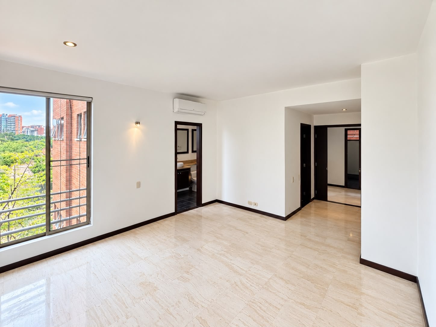 Renta de apartamento en Ciudad Jardín, Cali